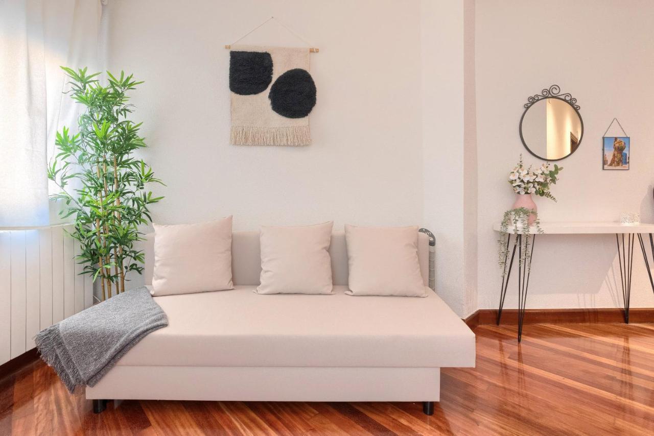 Vivienda Turistica Junto Al Ayuntamiento Lejlighed Bilbao Eksteriør billede